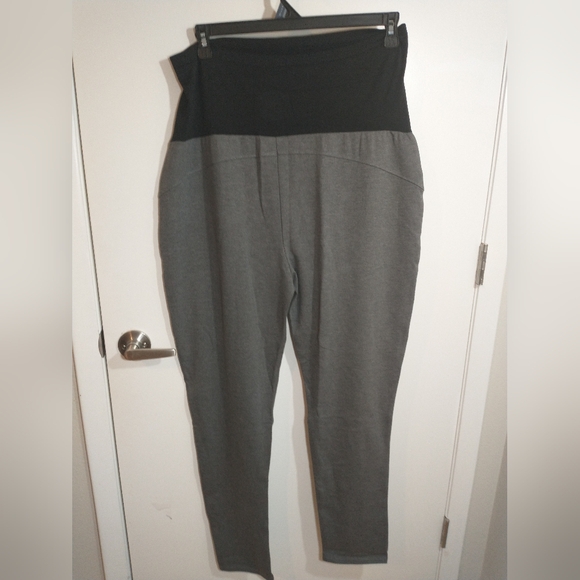 Time and Tru Maternity Comfort Belly Band Ponte Legging Gray Color SIZE XXL (20) - Picture 3 of 12